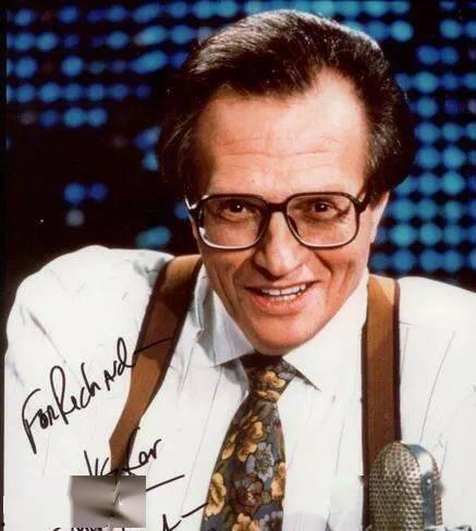 拉里·金现在 第一季,揭秘名流背后的真实故事